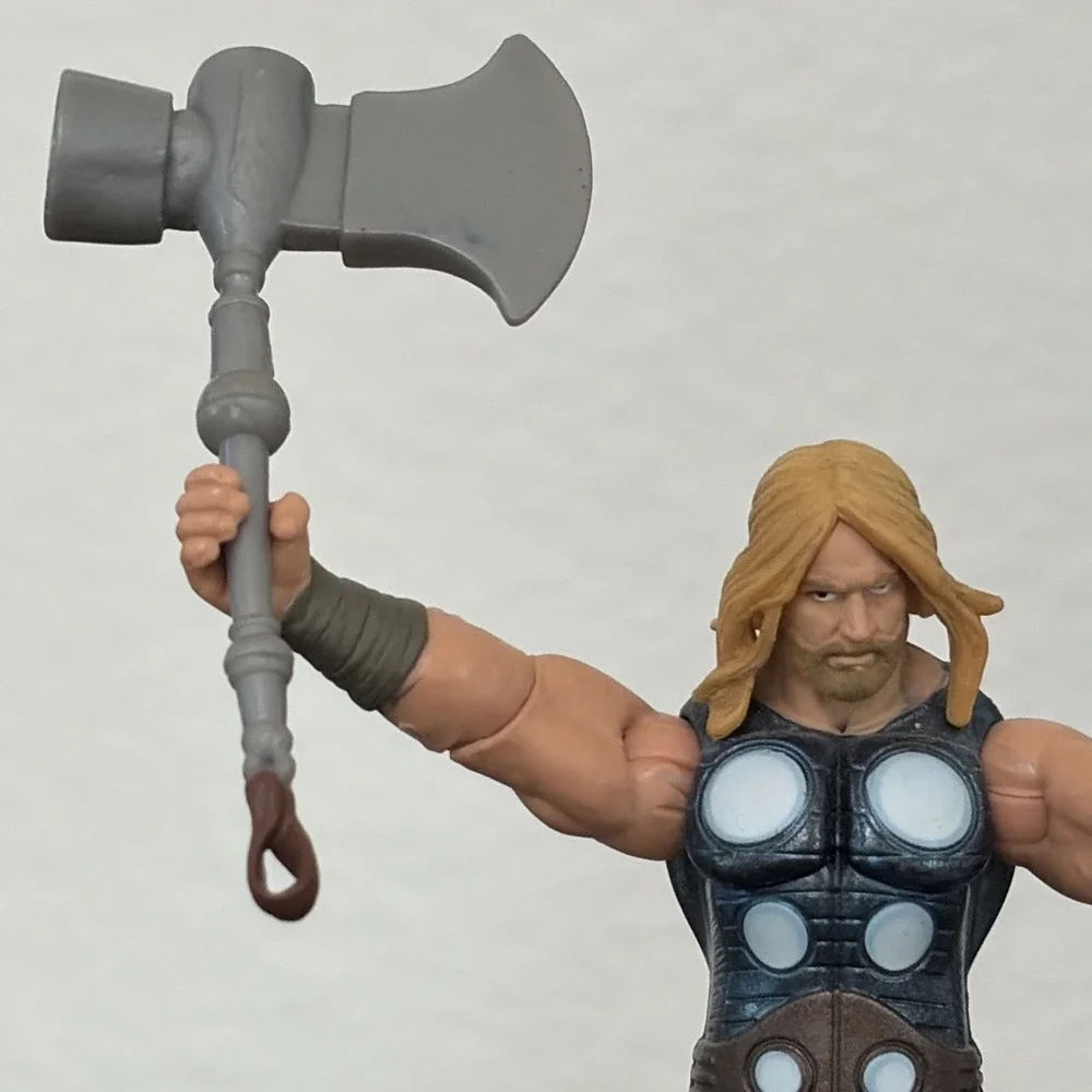 Marvel Universe Avengers BATTLE HAMMER THOR Comic Series 02‎ Ultimates 2011 Toy